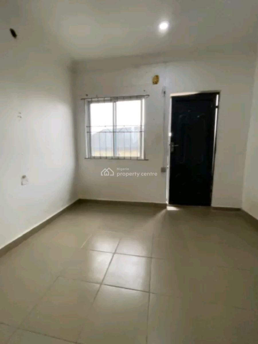 a Neatly Used and Decent Mini, Upstairs with Private Balcony, Pop,, Obanikoro Estate, Obanikoro, Shomolu, Lagos, Mini Flat (room and Parlour) for Sale