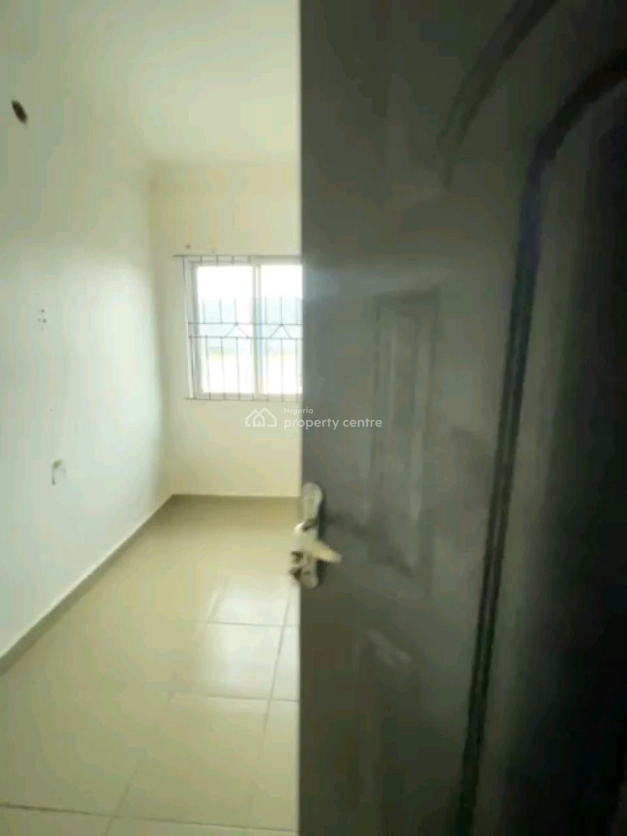 a Neatly Used and Decent Mini, Upstairs with Private Balcony, Pop,, Obanikoro Estate, Obanikoro, Shomolu, Lagos, Mini Flat (room and Parlour) for Sale