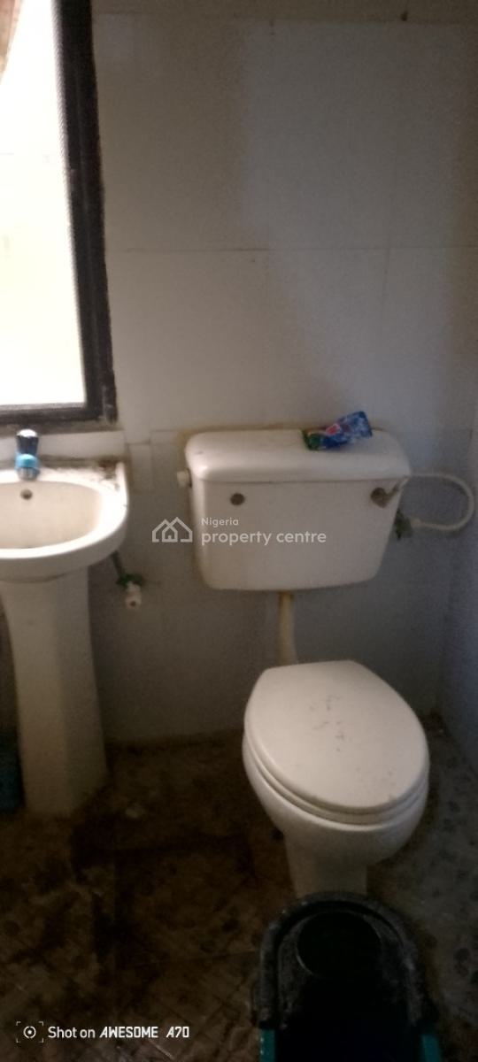 a Roomself Contain Inside a Gated Estate in Osapa London Lekki, Osapa London Lekki, Osapa, Lekki, Lagos, Flat / Apartment for Rent