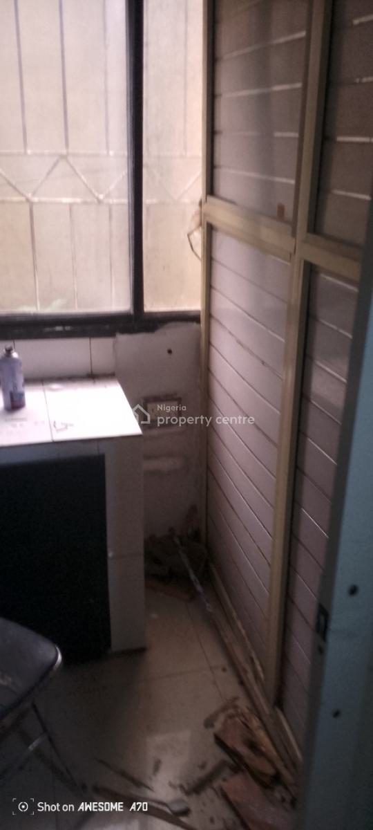a Roomself Contain Inside a Gated Estate in Osapa London Lekki, Osapa London Lekki, Osapa, Lekki, Lagos, Flat / Apartment for Rent