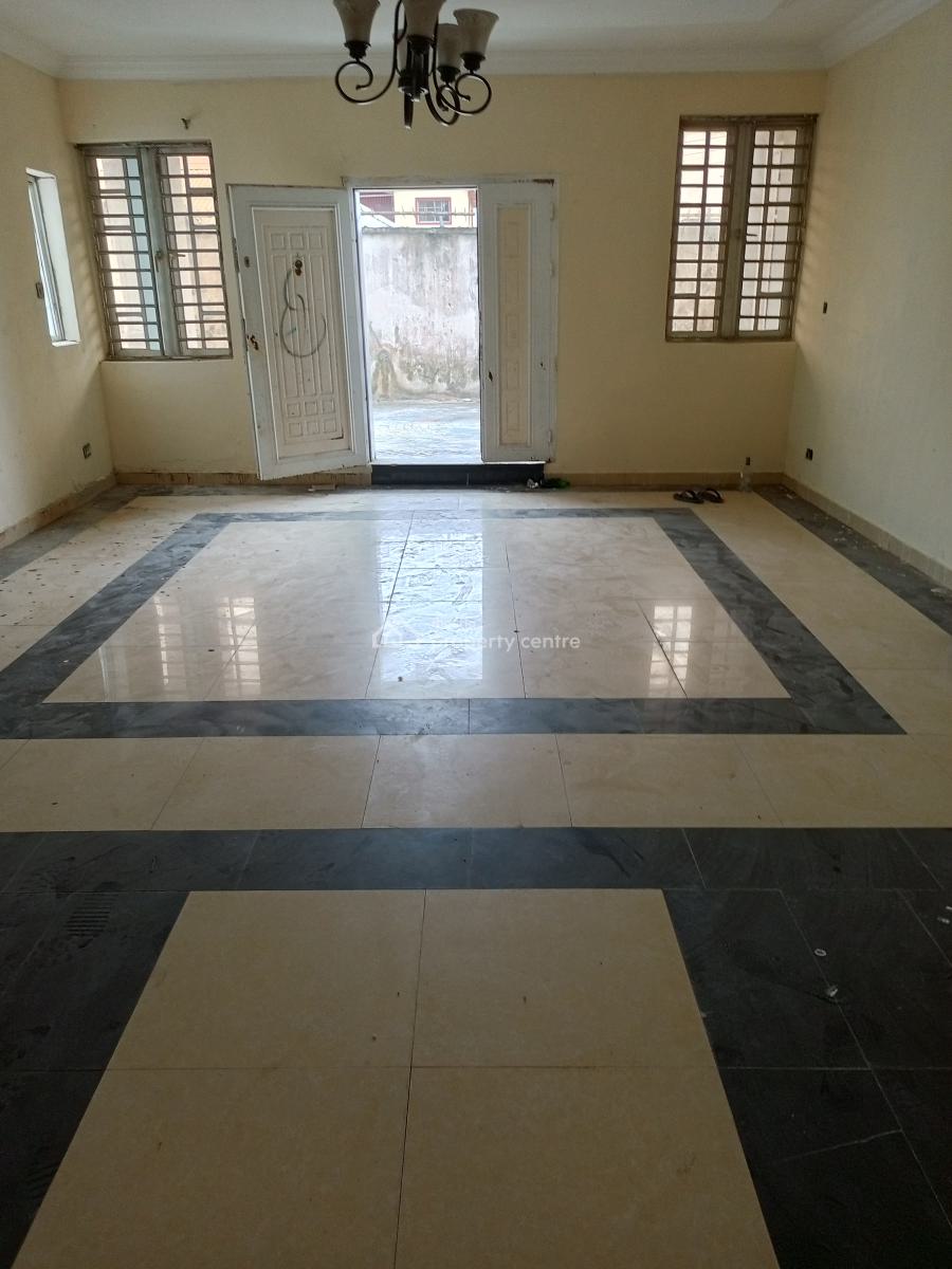 Luxurious Studio Apartment at Ajah Ilaje Off Mobil Road, Pedrisi School Ajah Ilaje Off Mobil Road, Ilaje, Ajah, Lagos, Self Contain (single Rooms) for Rent