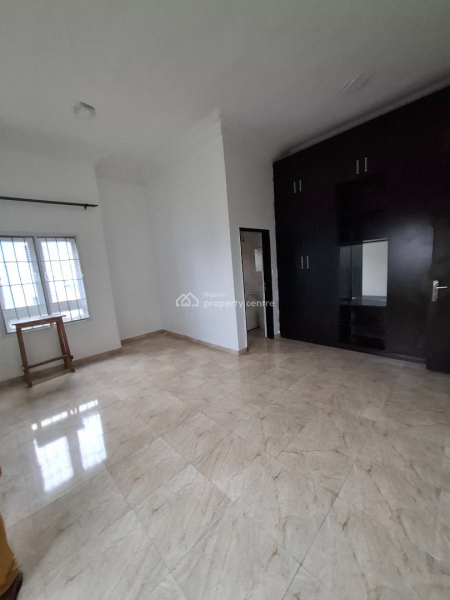 Serviced Standard Two Bedroom Apartment, Jahi, Abuja, Flat / Apartment for Rent