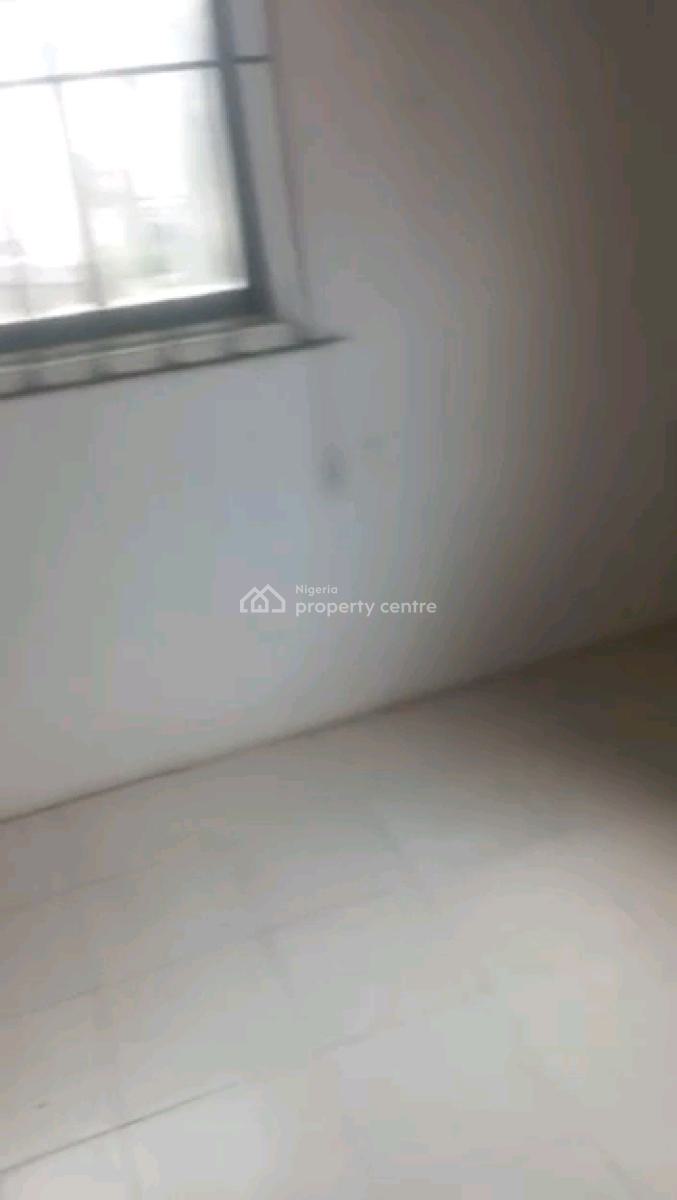 Decent 3 Bedroom Up Flat 3t 2b All Tilled with Kitchen Cabs, Atunrase Estate, Gbagada, Lagos, Flat / Apartment for Rent