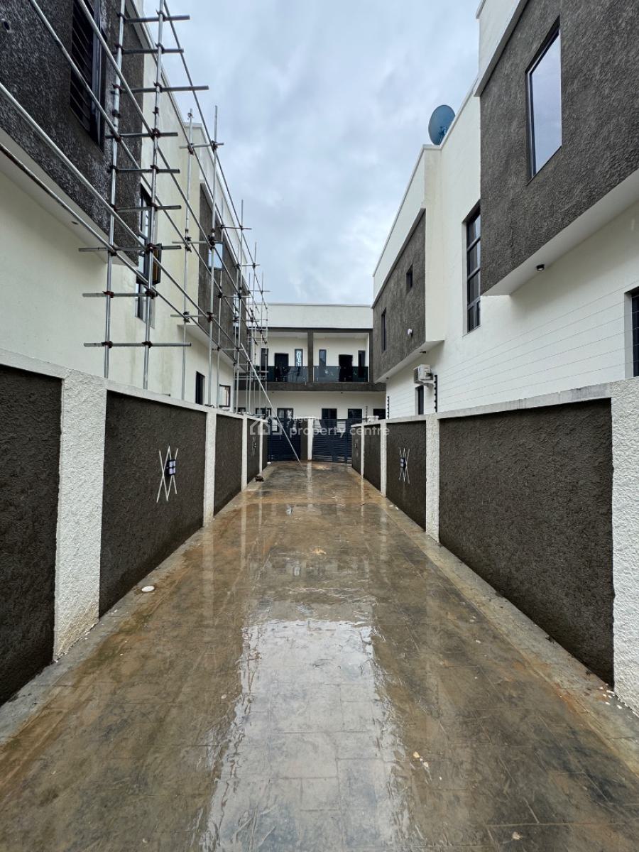 Luxurious 4 Bed Semi Detached with Bq, Omole Phase 2, Omole Phase 2, Ikeja, Lagos, Semi-detached Duplex for Sale