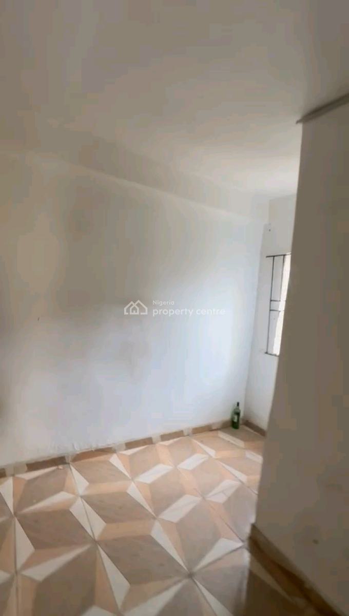 a Relatively New and Standard Miniflat, Groundfloor with 2toilets and, Off Pedro Road, Shomolu, Lagos, Mini Flat (room and Parlour) for Rent