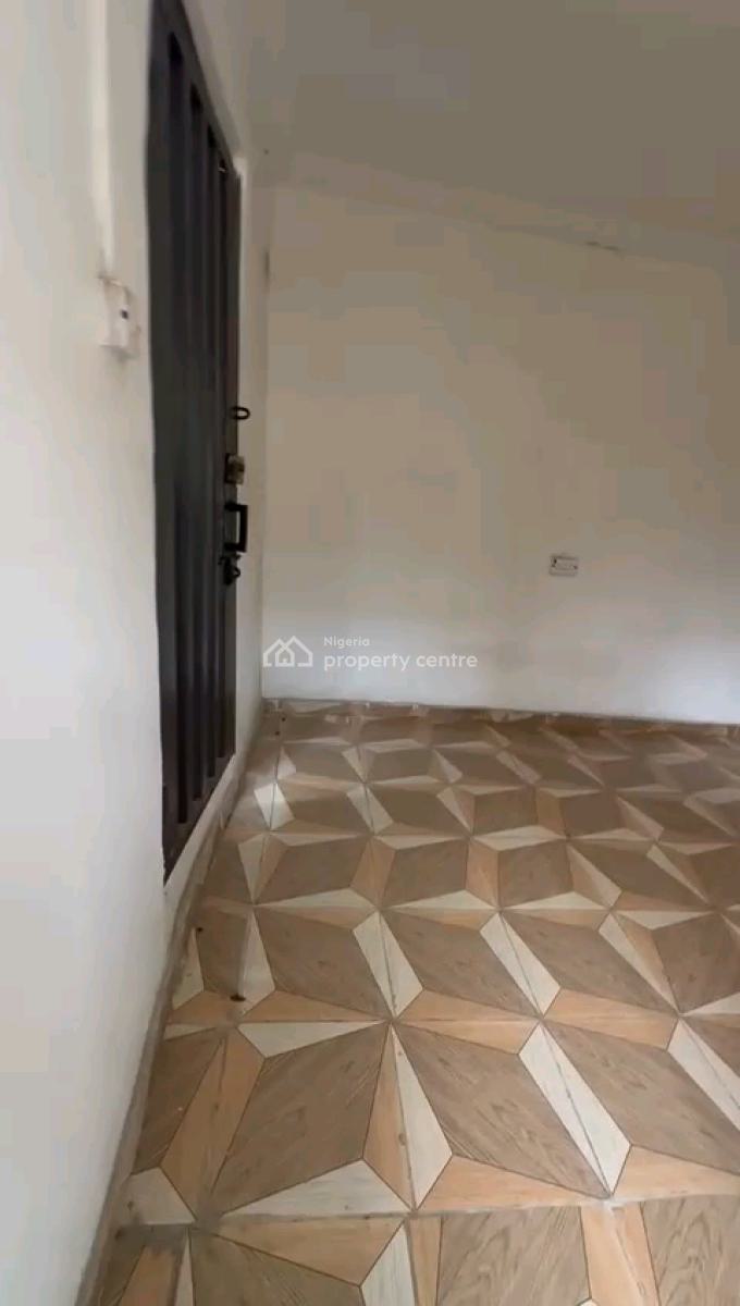 a Relatively New and Standard Miniflat, Groundfloor with 2toilets and, Off Pedro Road, Shomolu, Lagos, Mini Flat (room and Parlour) for Rent