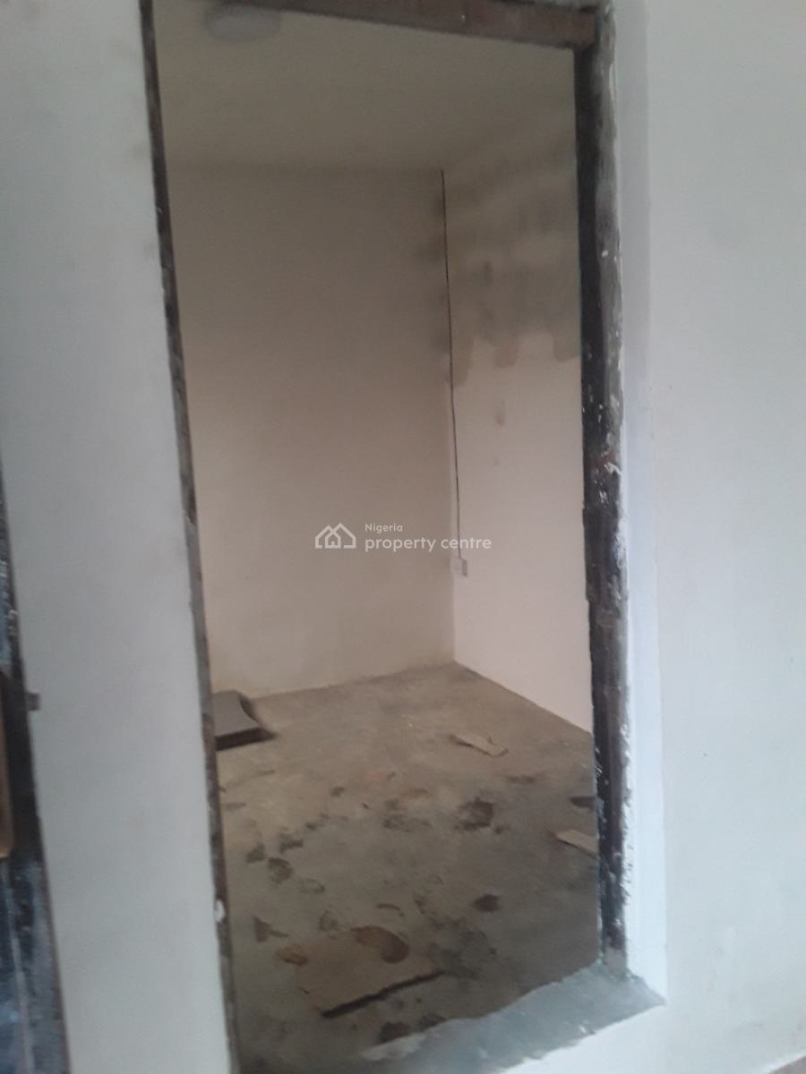 Miniflat at Shomolu Bariga with Easy Accessibility and Tarred Road, Aiyedun Street, Bariga, Shomolu, Lagos, Mini Flat (room and Parlour) for Rent