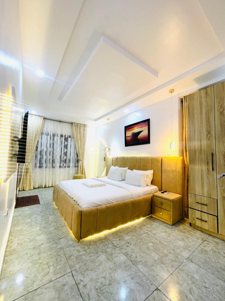 Cozy 1 Bedroom Apartment with Pool, Ikate, Lekki, Lagos, Mini Flat (room and Parlour) Short Let