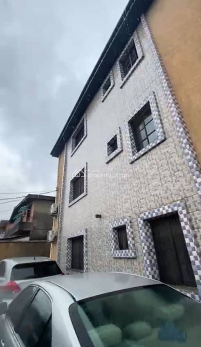 3 Bedroom Flat, Ogudu, Lagos, Detached Duplex for Sale