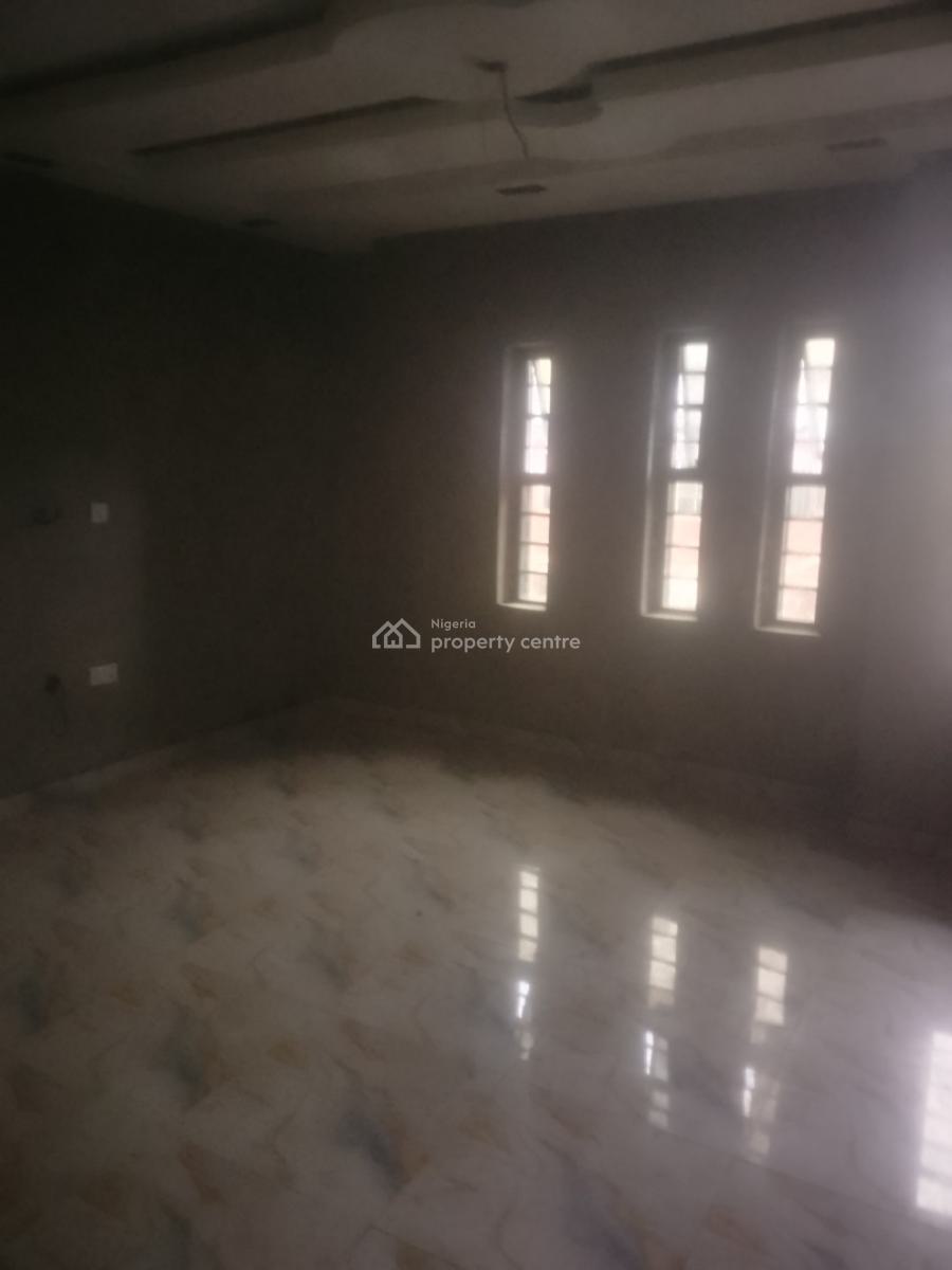 2 Bedroom Flats, Off Akobi, Surulere, Lagos, Flat / Apartment for Rent