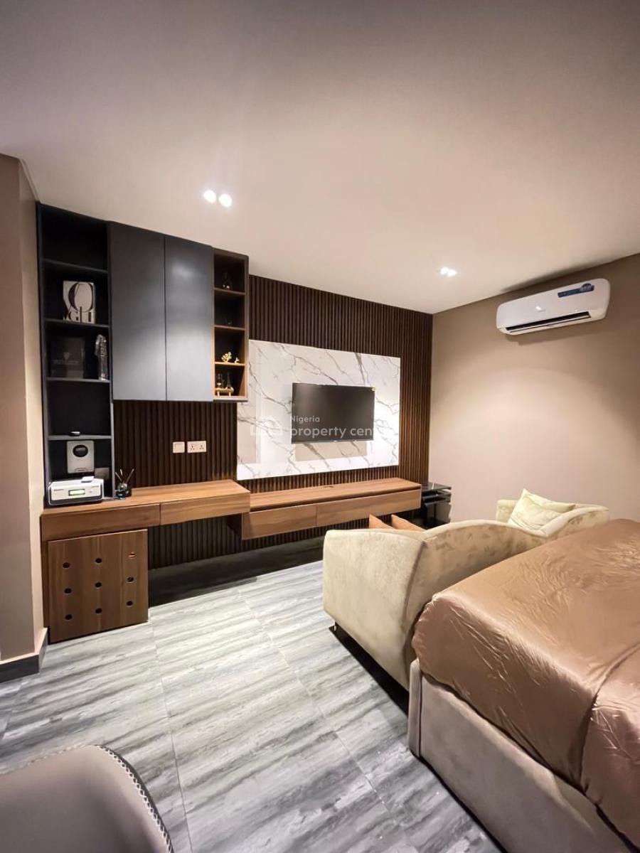 Brand New Studio Apartment, Onike, Yaba, Lagos, Flat / Apartment Short Let