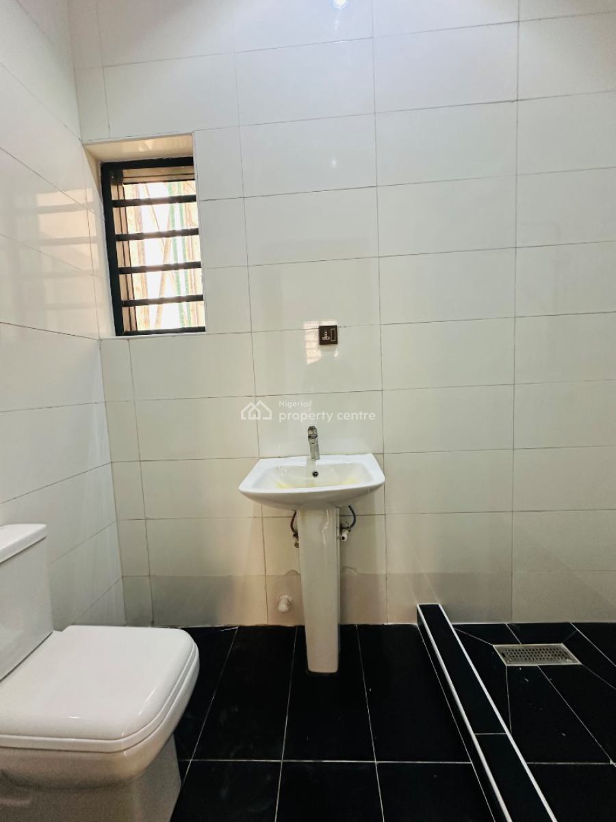 Spaciously 5 Bedroom Detached Duplex with Bq and Swimming Pool, Gbagada, Lagos, Detached Duplex for Sale