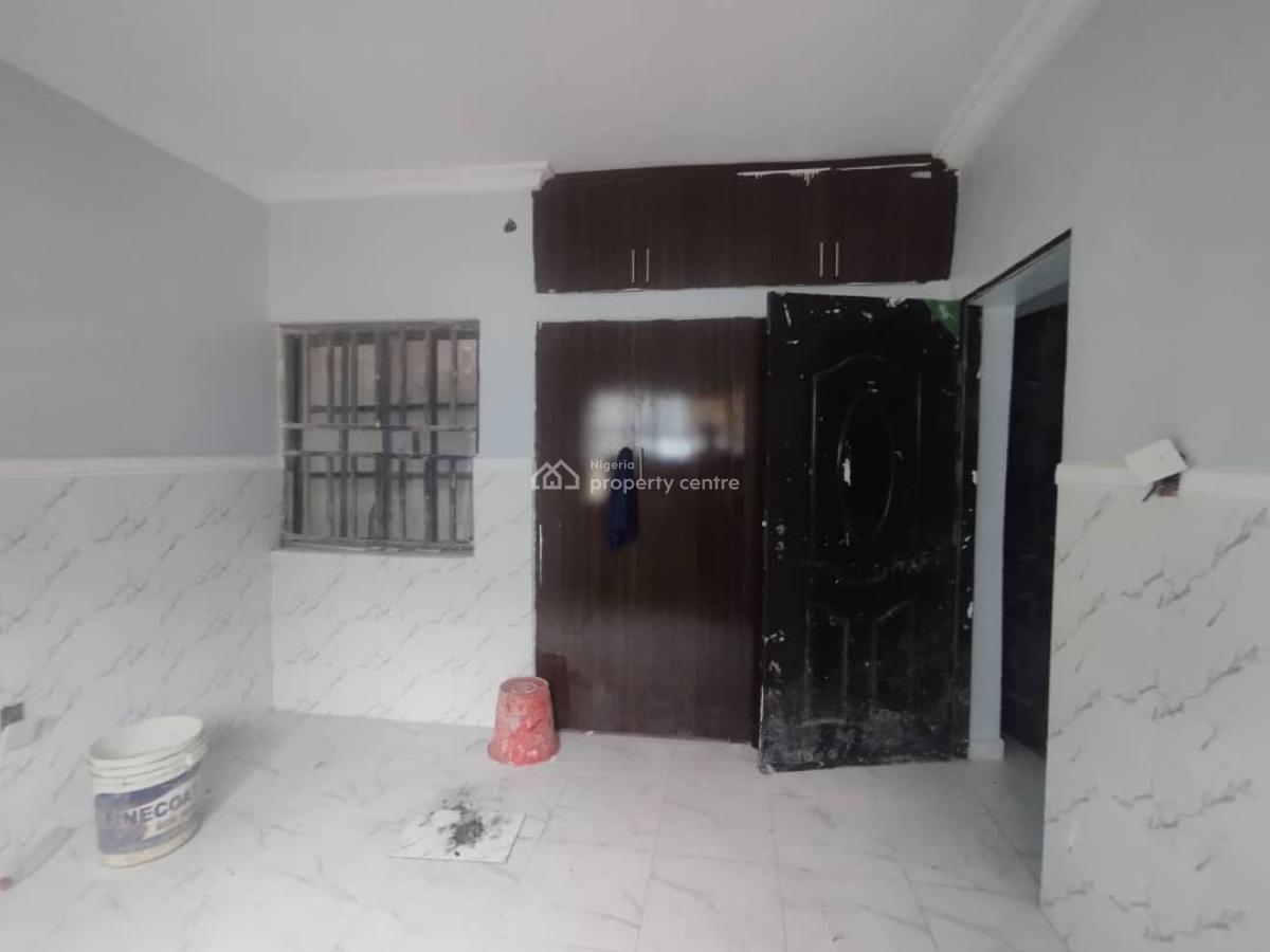 Nice 2 Bedrooms Flat, Area 2, Garki, Abuja, Flat / Apartment for Rent