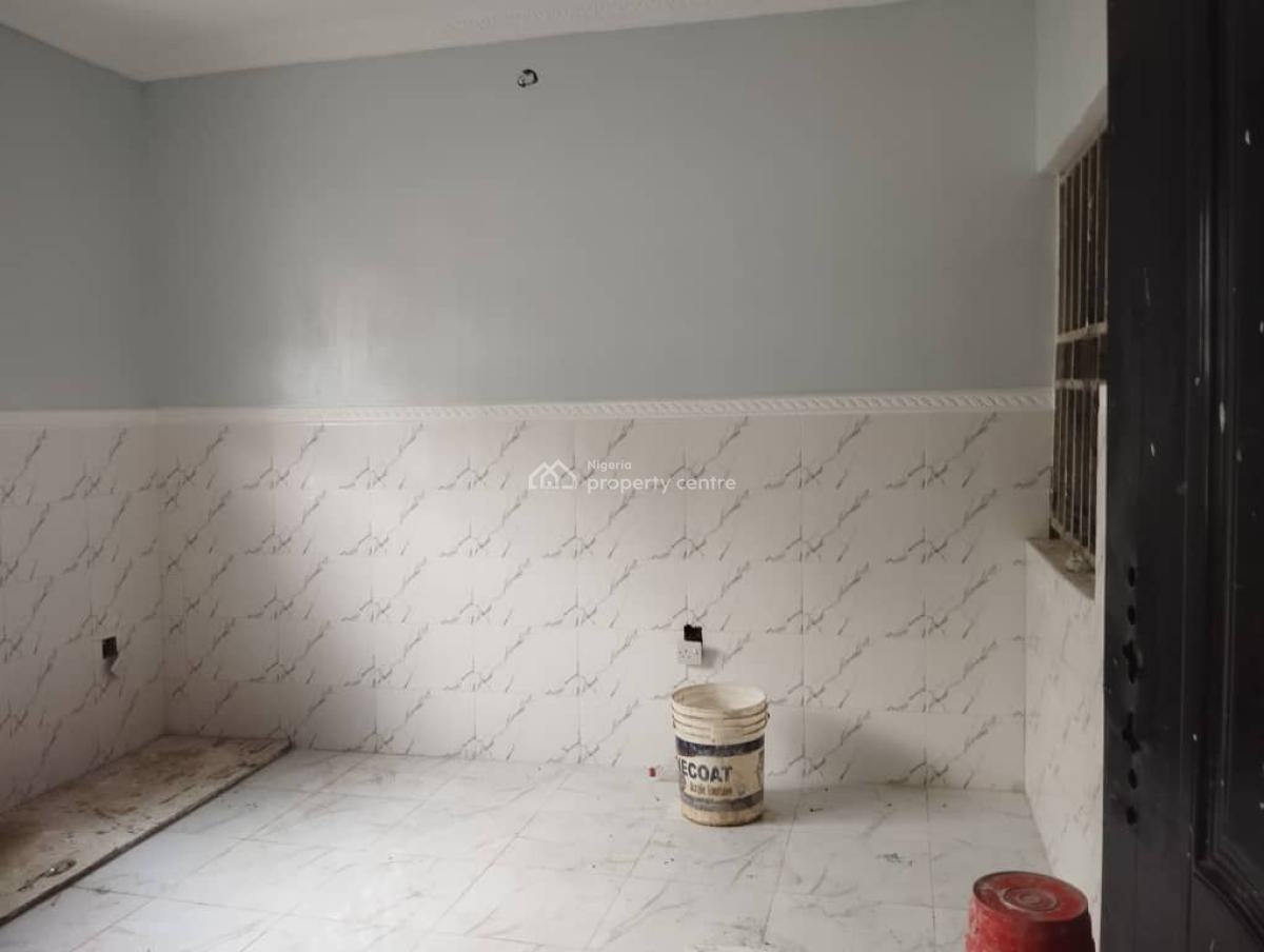 Nice 2 Bedrooms Flat, Area 2, Garki, Abuja, Flat / Apartment for Rent