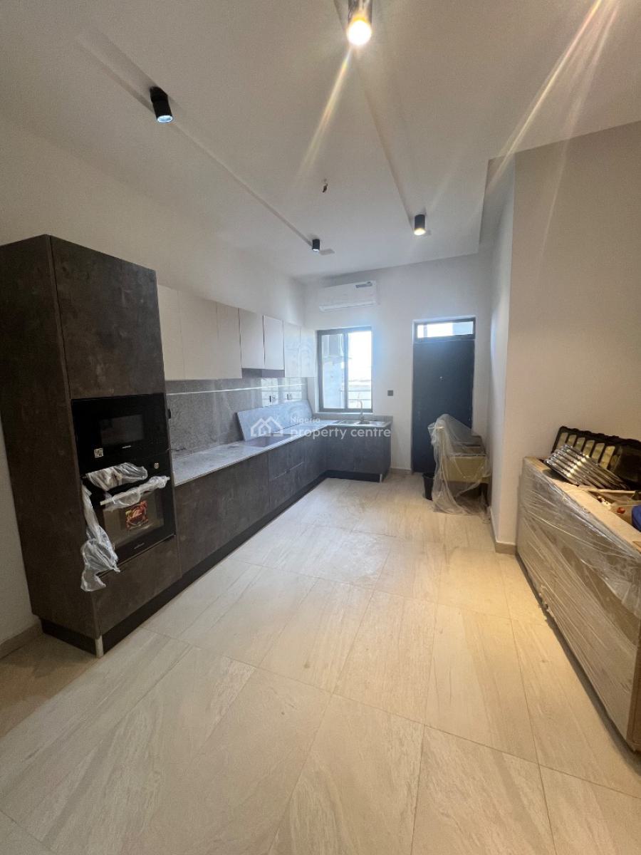 Luxury 3 Bedroom with Furnitures, Guzape District, Abuja, Flat / Apartment for Sale
