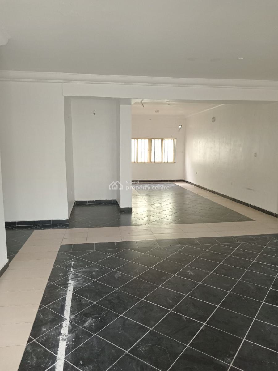 a Very Good Spacious 2bedroom Flat + 1bq, Wuse 2, Abuja, Flat / Apartment for Rent