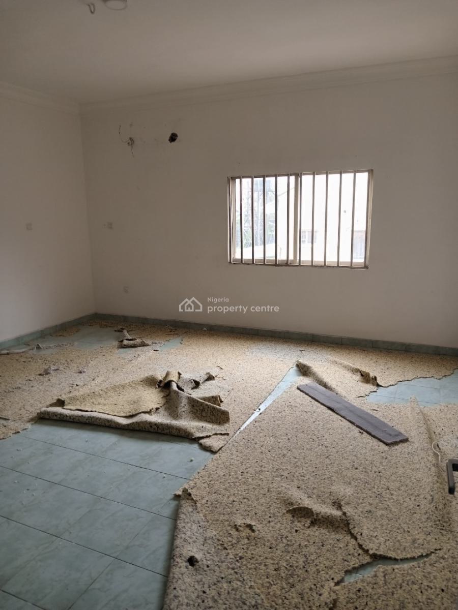 a Very Good Spacious 2bedroom Flat + 1bq, Wuse 2, Abuja, Flat / Apartment for Rent