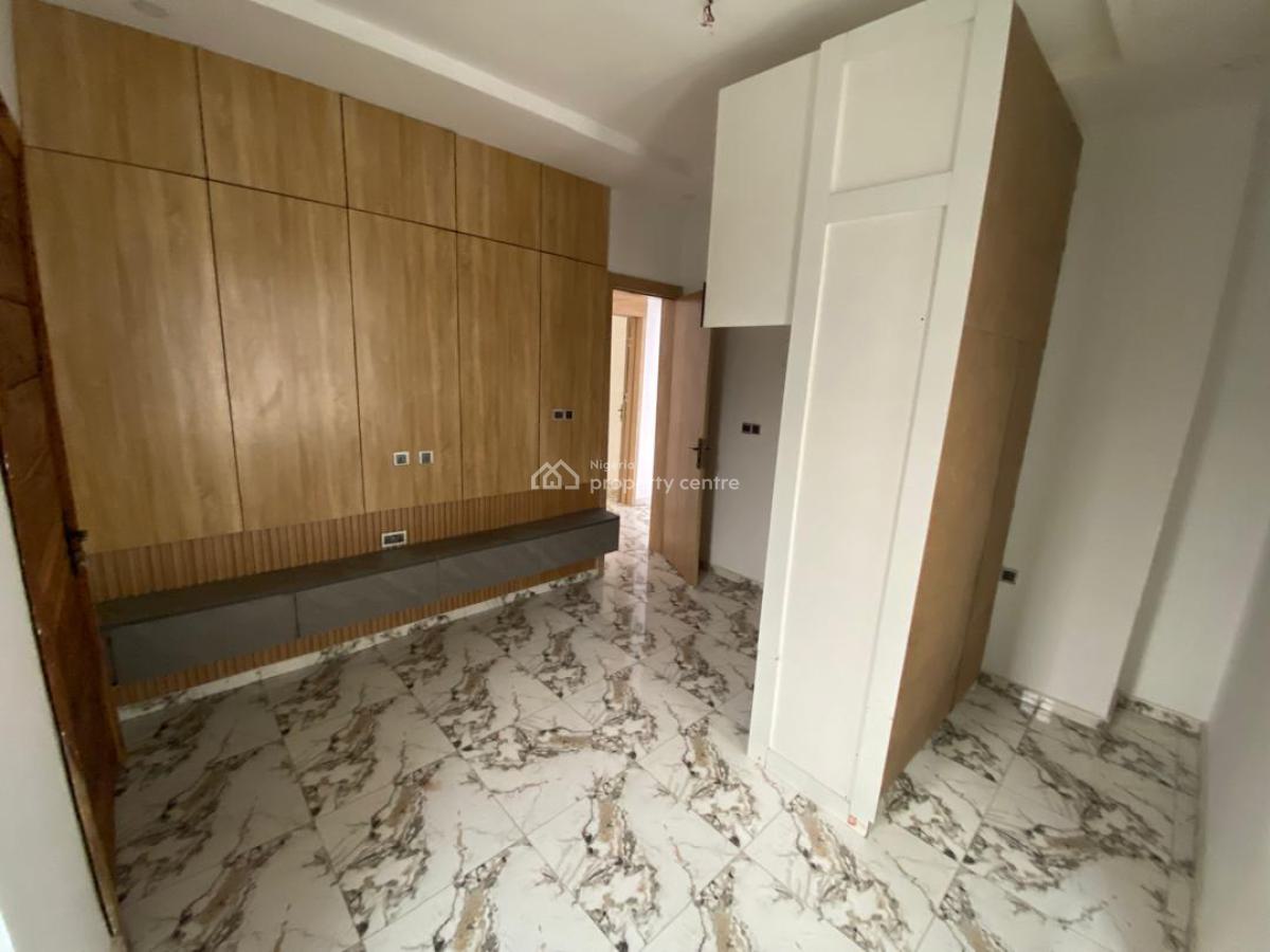 5 Bedroom Detached House with a Room Bq, Metro Homes Estate, Ajah, Lagos, Detached Duplex for Sale