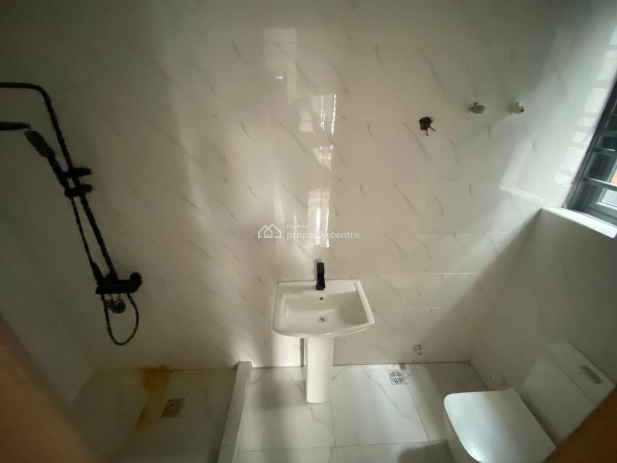 5 Bedroom Detached House with a Room Bq, Metro Homes Estate, Ajah, Lagos, Detached Duplex for Sale