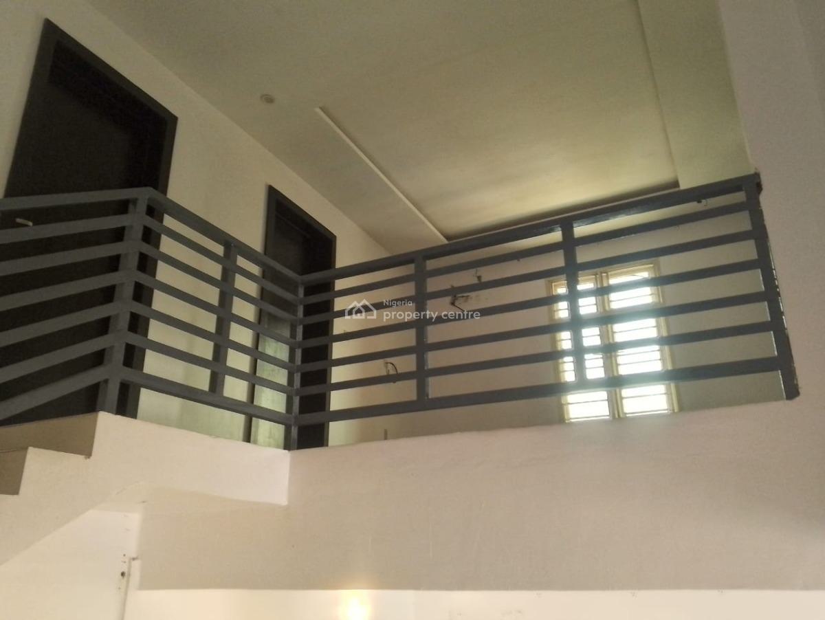 Luxury 4 Bedroom Maisonnette with Bq in a Service Apartment, Lekki Phase 1, Lekki, Lagos, Flat / Apartment for Rent