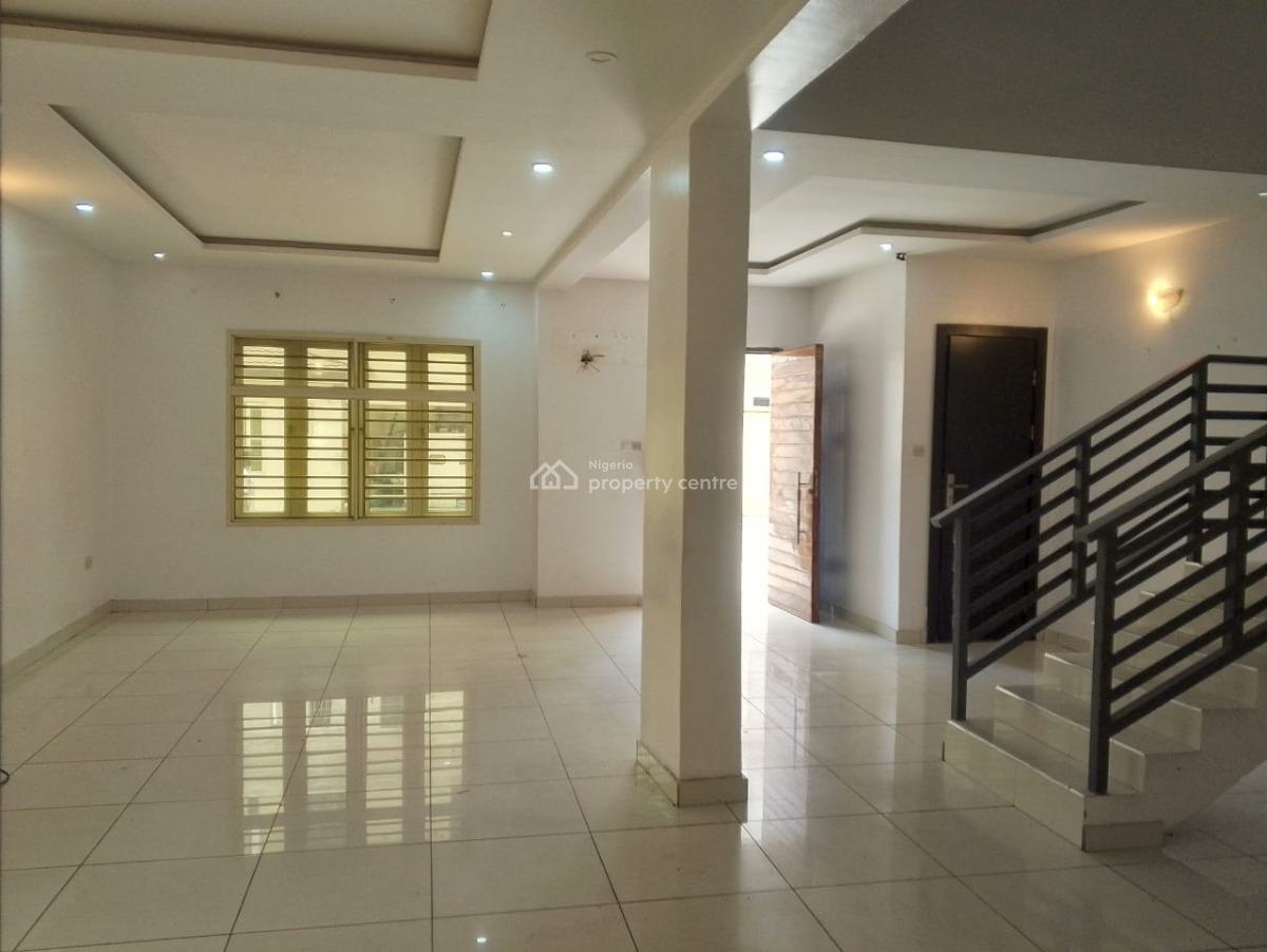 Luxury 4 Bedroom Maisonnette with Bq in a Service Apartment, Lekki Phase 1, Lekki, Lagos, Flat / Apartment for Rent