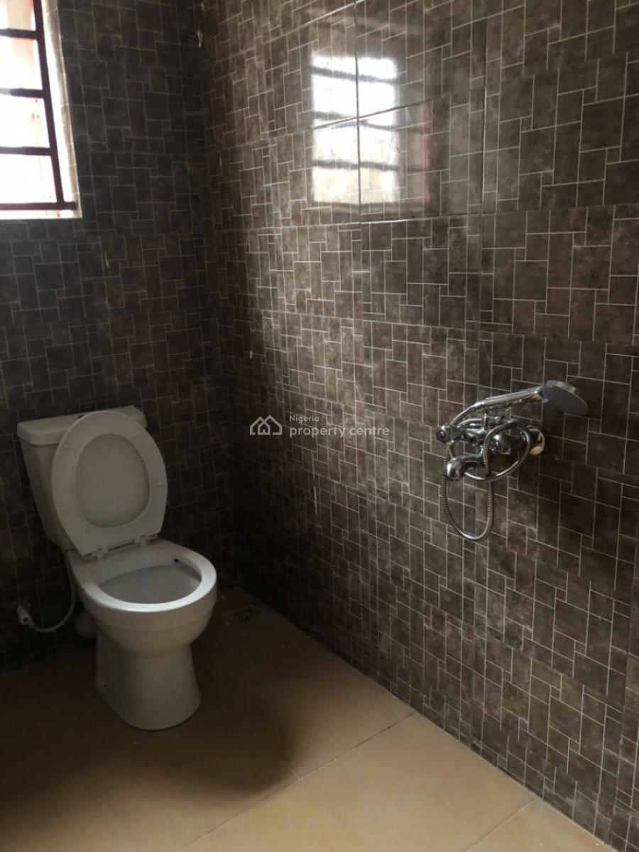 2 Bedroom Flat, Makogi, Magboro, Ogun, Flat / Apartment for Rent
