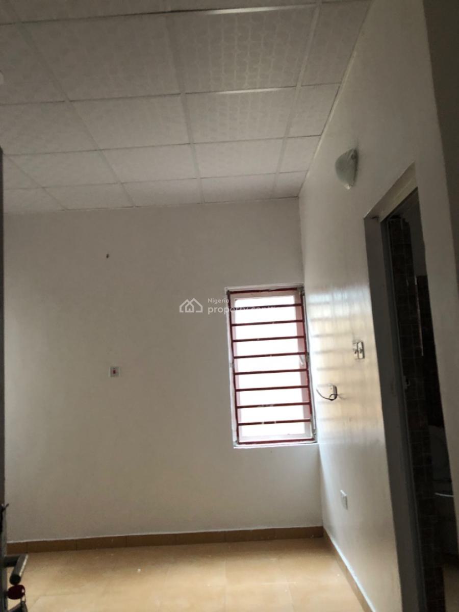 2 Bedroom Flat, Makogi, Magboro, Ogun, Flat / Apartment for Rent