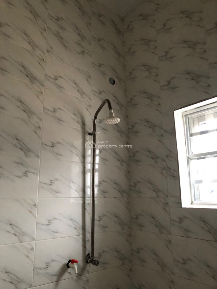 2bedroom Flat at Makogi Magboro Going for 1.1m, Makogi, Magboro, Ogun, Flat / Apartment for Rent