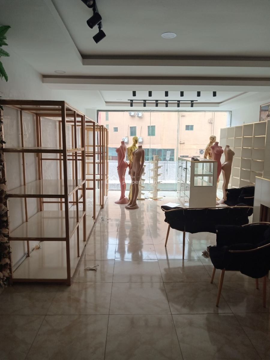 a Very Good & Serviced 50sqms of Shop Space, Wuse 2, Abuja, Shop for Rent