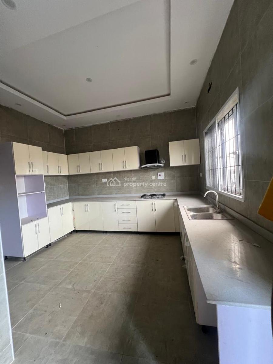 Spacious Mini Flat with Shared Kitchen Orchid, Orchid Road, Eleganza Bustop, Lekki, Lagos, Flat / Apartment for Rent