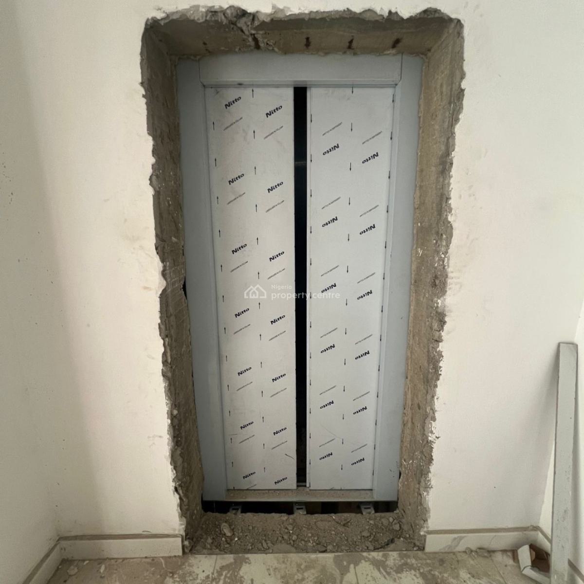 Luxury and Spacious 2 Bedroom Apartment in a Secure Estate, Agungi, Lekki, Lagos, Flat / Apartment for Sale