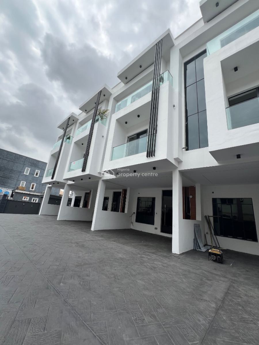 Lovely  4 Bedroom Terraced Duplex with Amazing Facilities, Osapa London, Osapa, Lekki, Lagos, Terraced Duplex for Sale