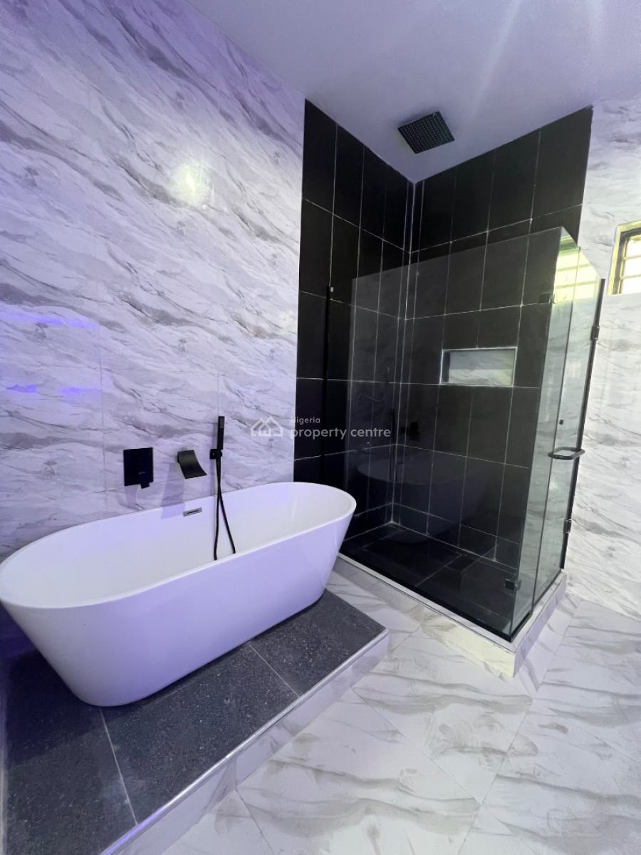 Lovely  4 Bedroom Terraced Duplex with Amazing Facilities, Osapa London, Osapa, Lekki, Lagos, Terraced Duplex for Sale