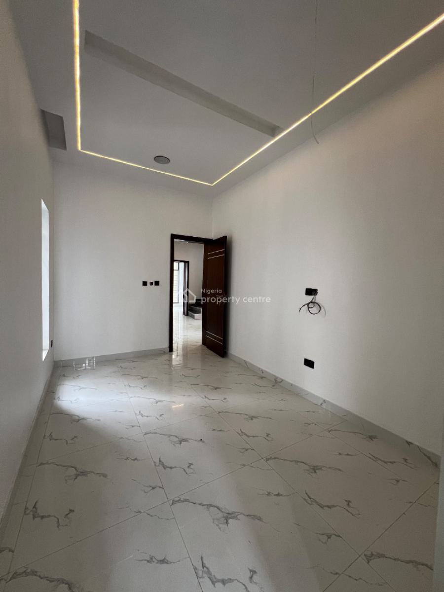 Lovely  4 Bedroom Terraced Duplex with Amazing Facilities, Osapa London, Osapa, Lekki, Lagos, Terraced Duplex for Sale