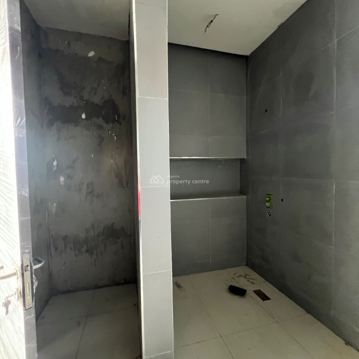 2/3 Bed  250/370 Million, Ikate Elegushi, Lekki, Lagos, Flat / Apartment for Sale