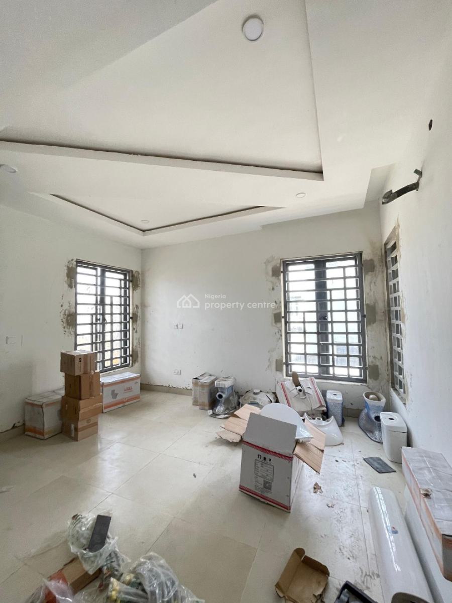 Luxury 4 Bedroom Apartment with a Study and Bq in Secure Estate, Lekki Phase 1, Lekki, Lagos, Flat / Apartment for Sale