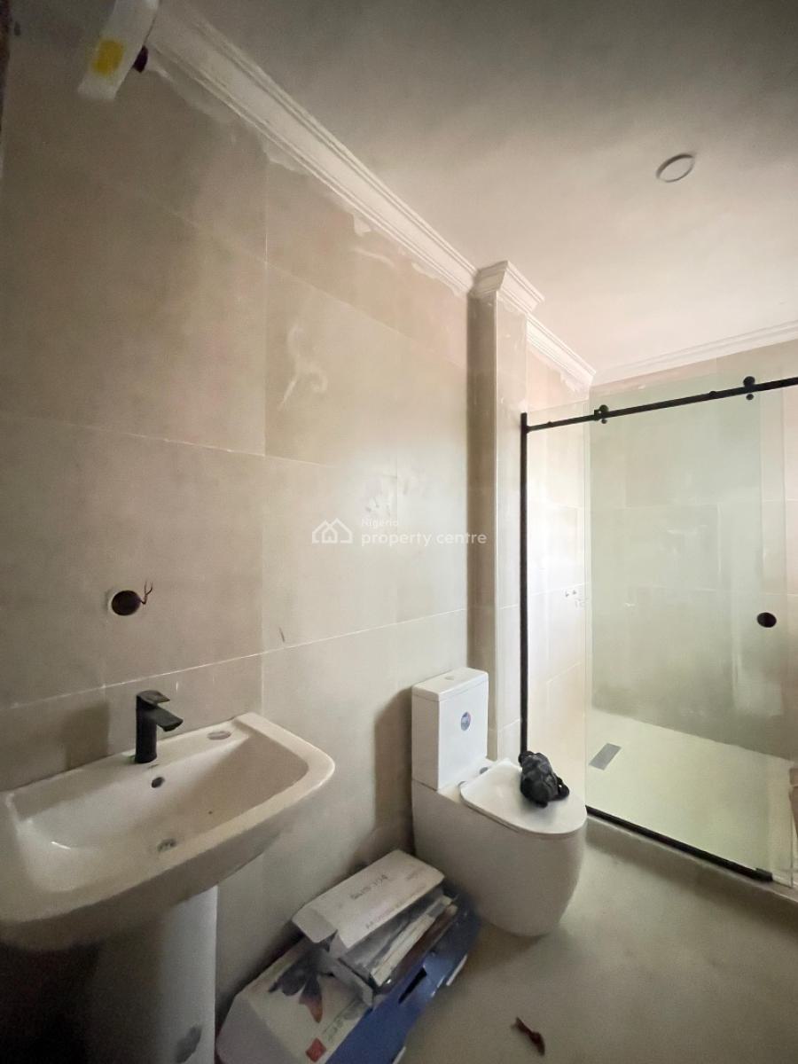 Luxury 4 Bedroom Apartment with a Study and Bq in Secure Estate, Lekki Phase 1, Lekki, Lagos, Flat / Apartment for Sale
