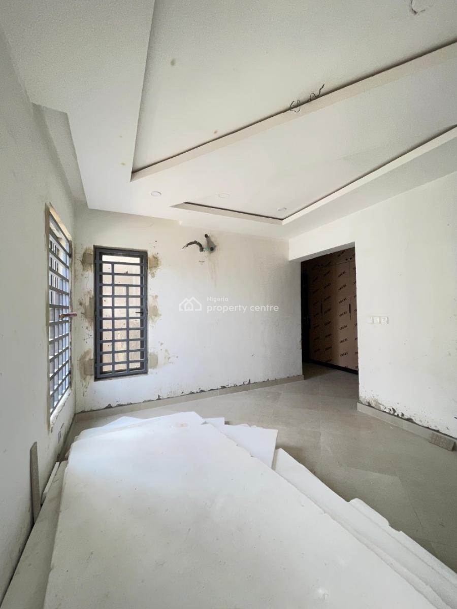 Luxury 4 Bedroom Apartment with a Study and Bq in Secure Estate, Lekki Phase 1, Lekki, Lagos, Flat / Apartment for Sale