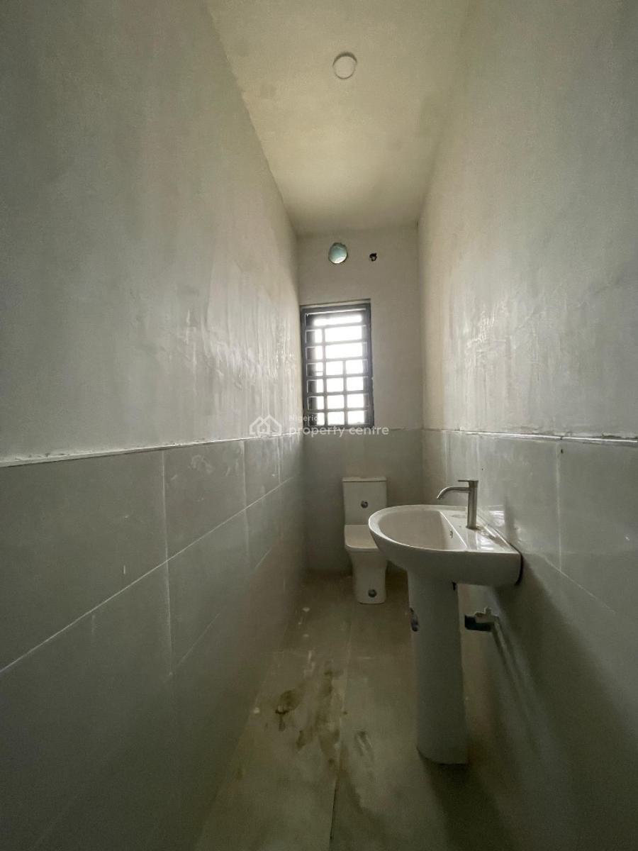 Luxury 4 Bedroom Apartment with a Study and Bq in Secure Estate, Lekki Phase 1, Lekki, Lagos, Flat / Apartment for Sale