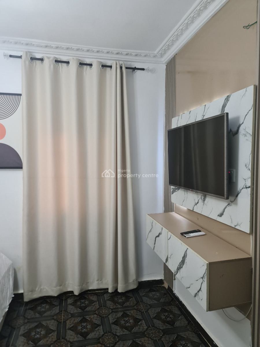Exclusive, Fully Equipped 4 Bedrooms with Dedicated Security, Ekikhalo Edosomwan Avenue Off Ugbor Road, Gra, Benin, Oredo, Edo, Detached Duplex Short Let