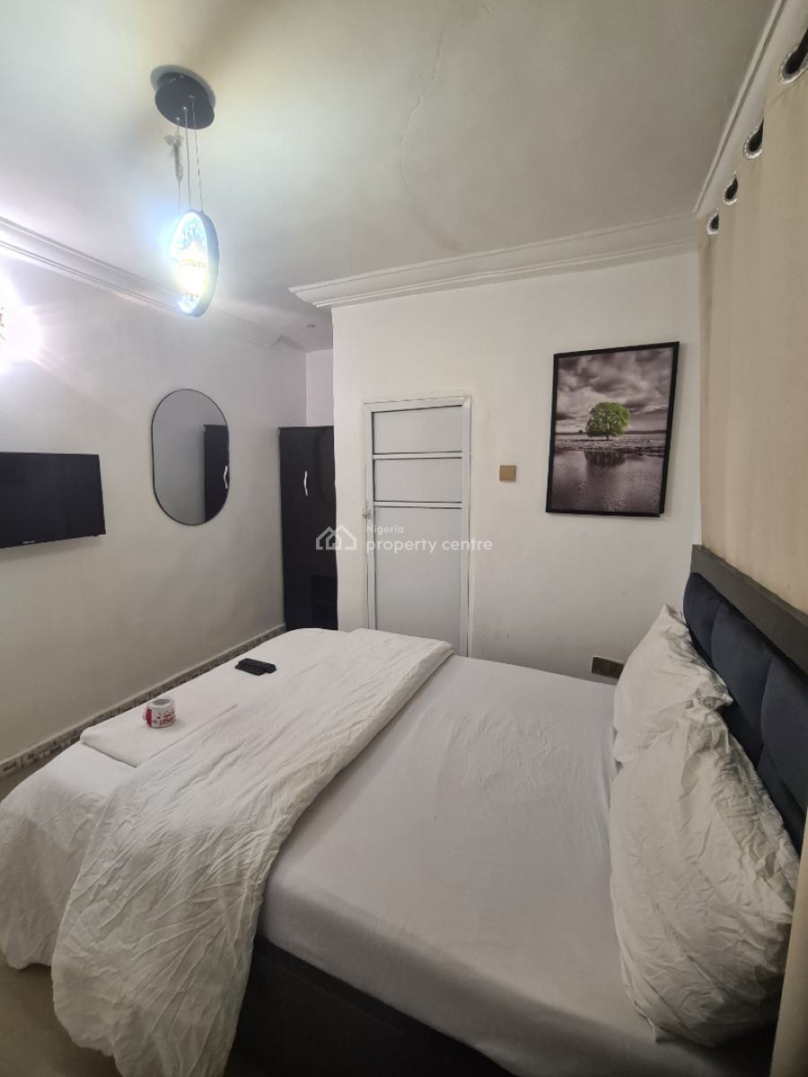 Exclusive, Fully Equipped 4 Bedrooms with Dedicated Security, Ekikhalo Edosomwan Avenue Off Ugbor Road, Gra, Benin, Oredo, Edo, Detached Duplex Short Let