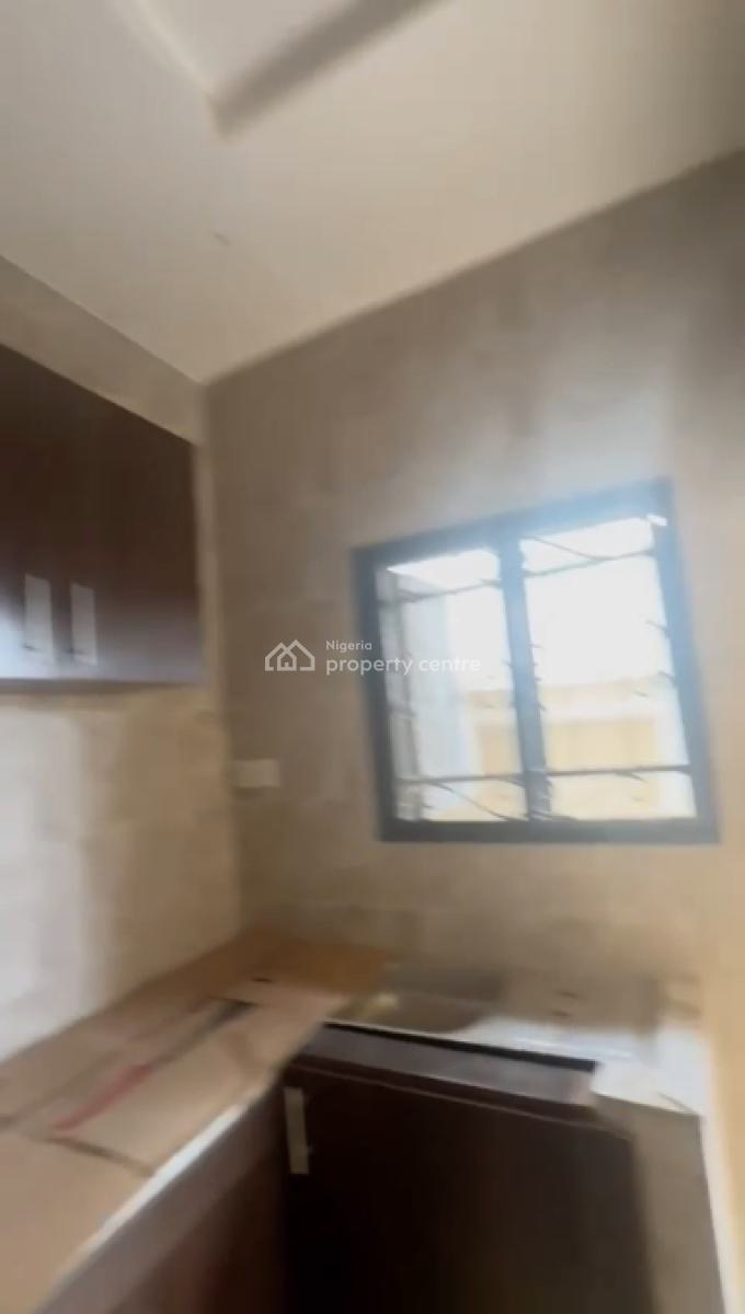 Specious and Decent Ground Floor 2-bedroom Flat, Akoka, Yaba, Lagos, Flat / Apartment for Rent