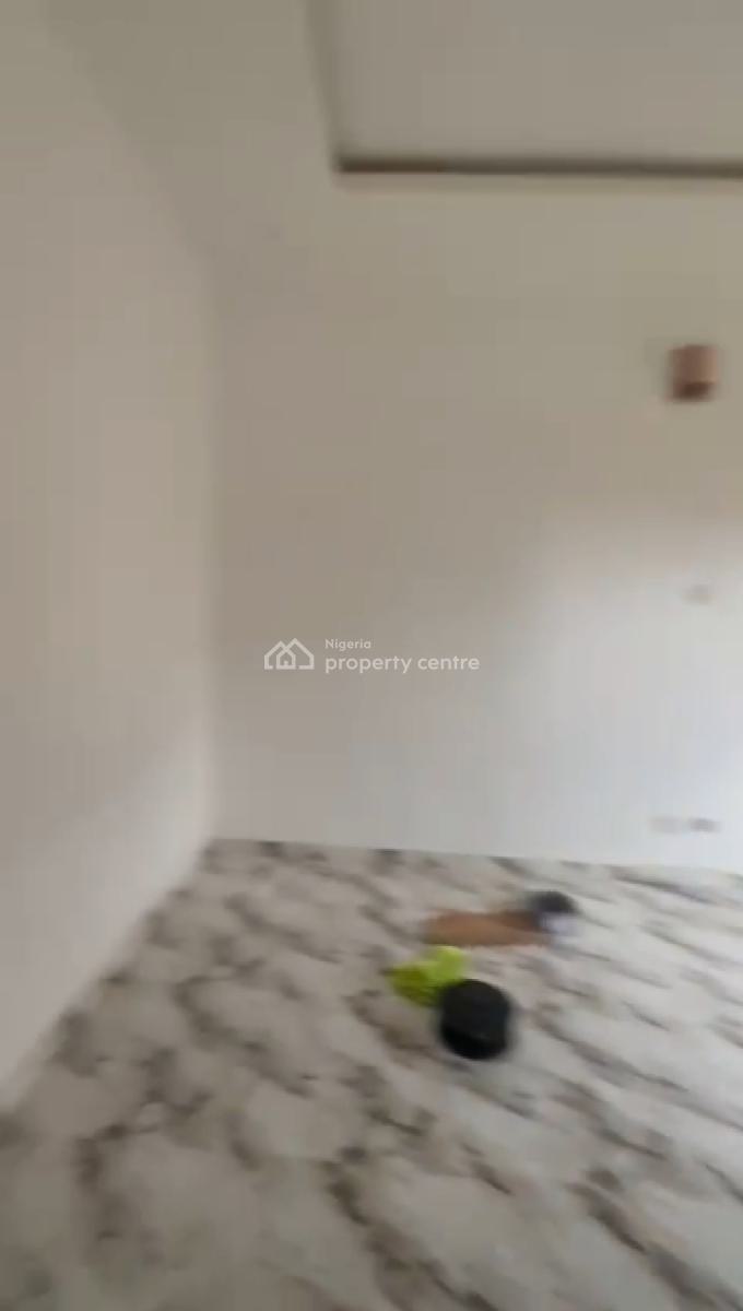 Specious and Decent Ground Floor 2-bedroom Flat, Akoka, Yaba, Lagos, Flat / Apartment for Rent