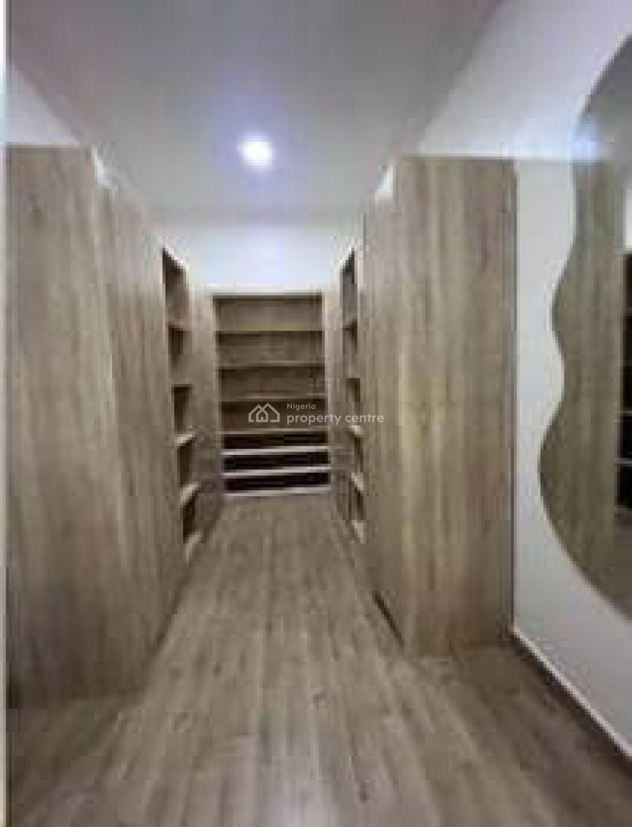 2 Bedroom Massionate, Lekki Phase 1, Lekki, Lagos, Detached Duplex for Rent