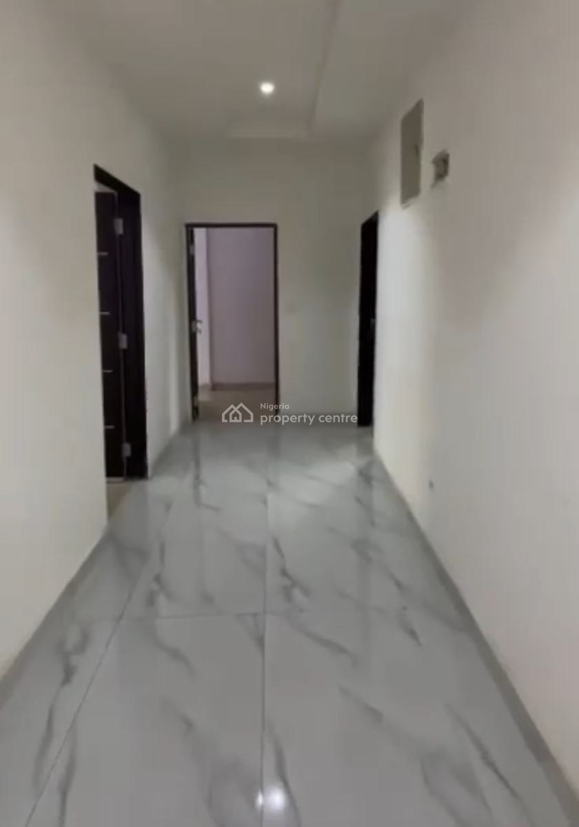 Just Out, Clean Brand New 3 Bedroom Flat, 2nd Floor, Tarred Rd, By Coza, Guzape District, Abuja, Flat / Apartment for Rent