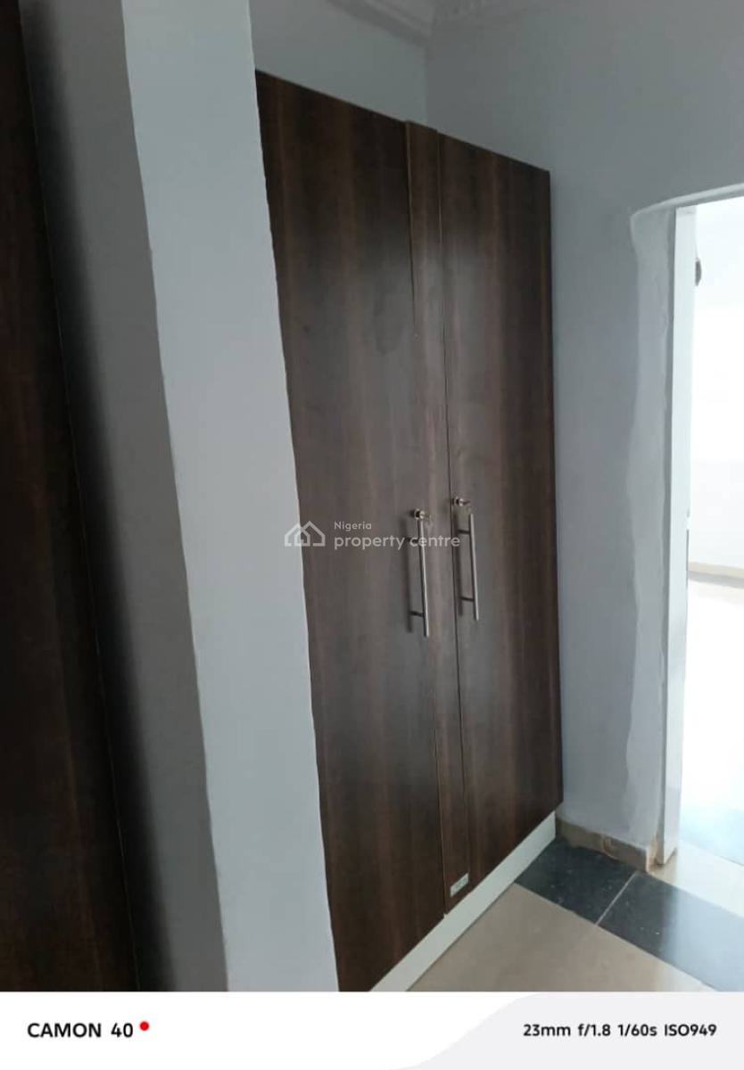 3 Bedroom Newly Renovated Apartment, Petrocam Axis, Lekki Phase 1, Lekki, Lagos, Flat / Apartment for Rent