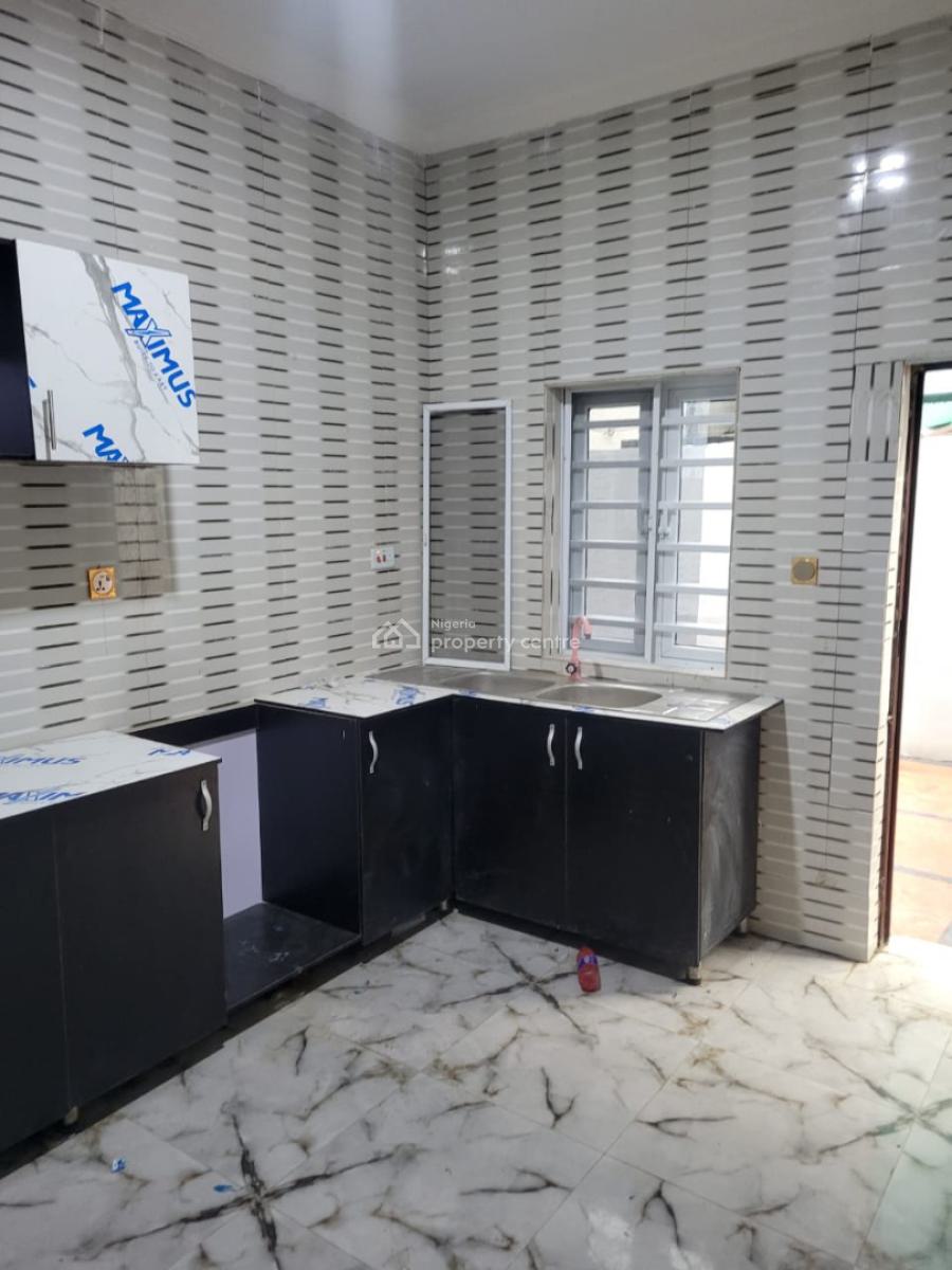 Sharp and Clean 3 Bedroom Terrace Duplex, Royal Palmwill Estate, Badore, Ajah, Lagos, Terraced Duplex for Rent