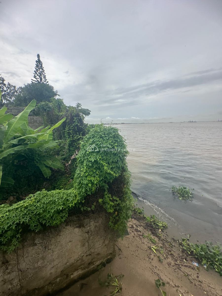 Waterfront Land with a Structure, Road 2, Vgc, Lekki, Lagos, Residential Land for Sale