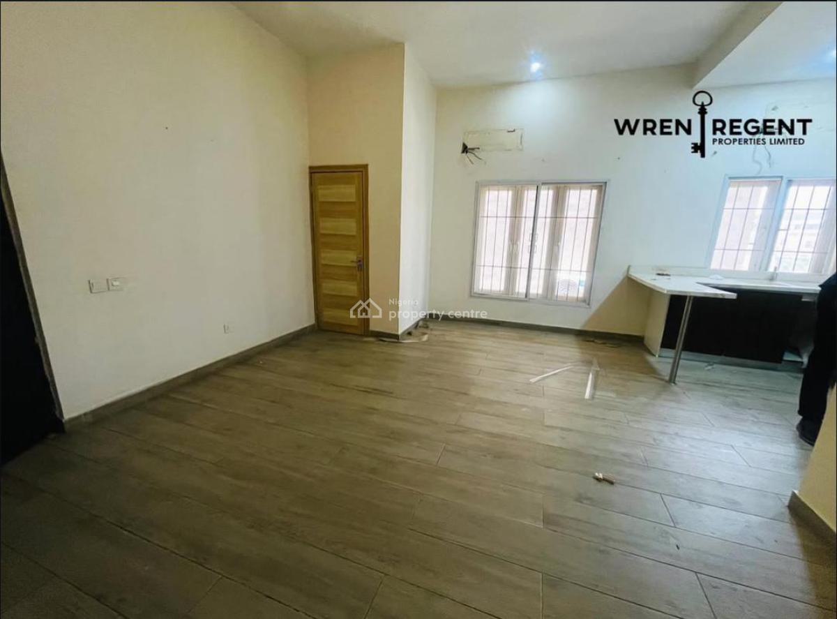 1 Bedroom Apartment, Right, Lekki Phase 1, Lekki, Lagos, Mini Flat (room and Parlour) for Rent
