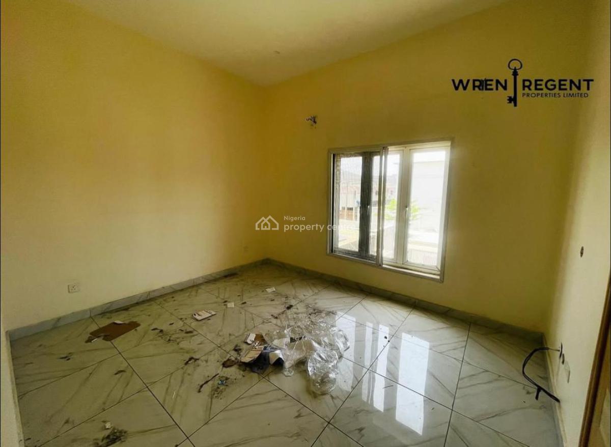 1 Bedroom Apartment, Right, Lekki Phase 1, Lekki, Lagos, Mini Flat (room and Parlour) for Rent